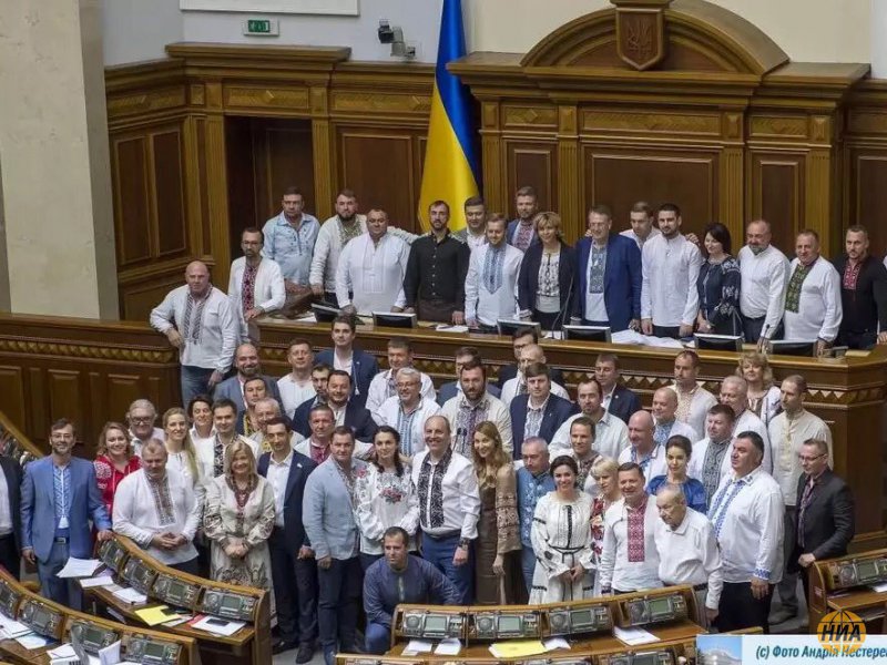 Вышиванка не виновата, что стала символом агрессивного украинского  национализма