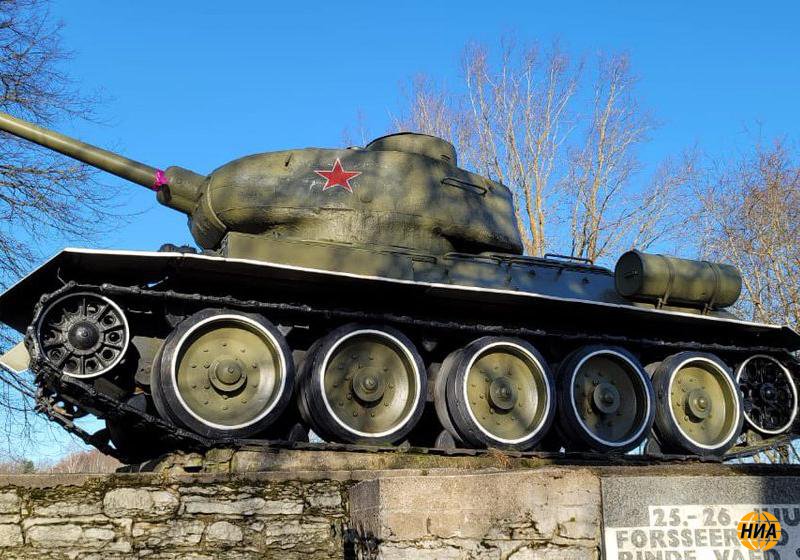 НАТО узаконивает снос Памятников Победы в Великой Отечественной Войне